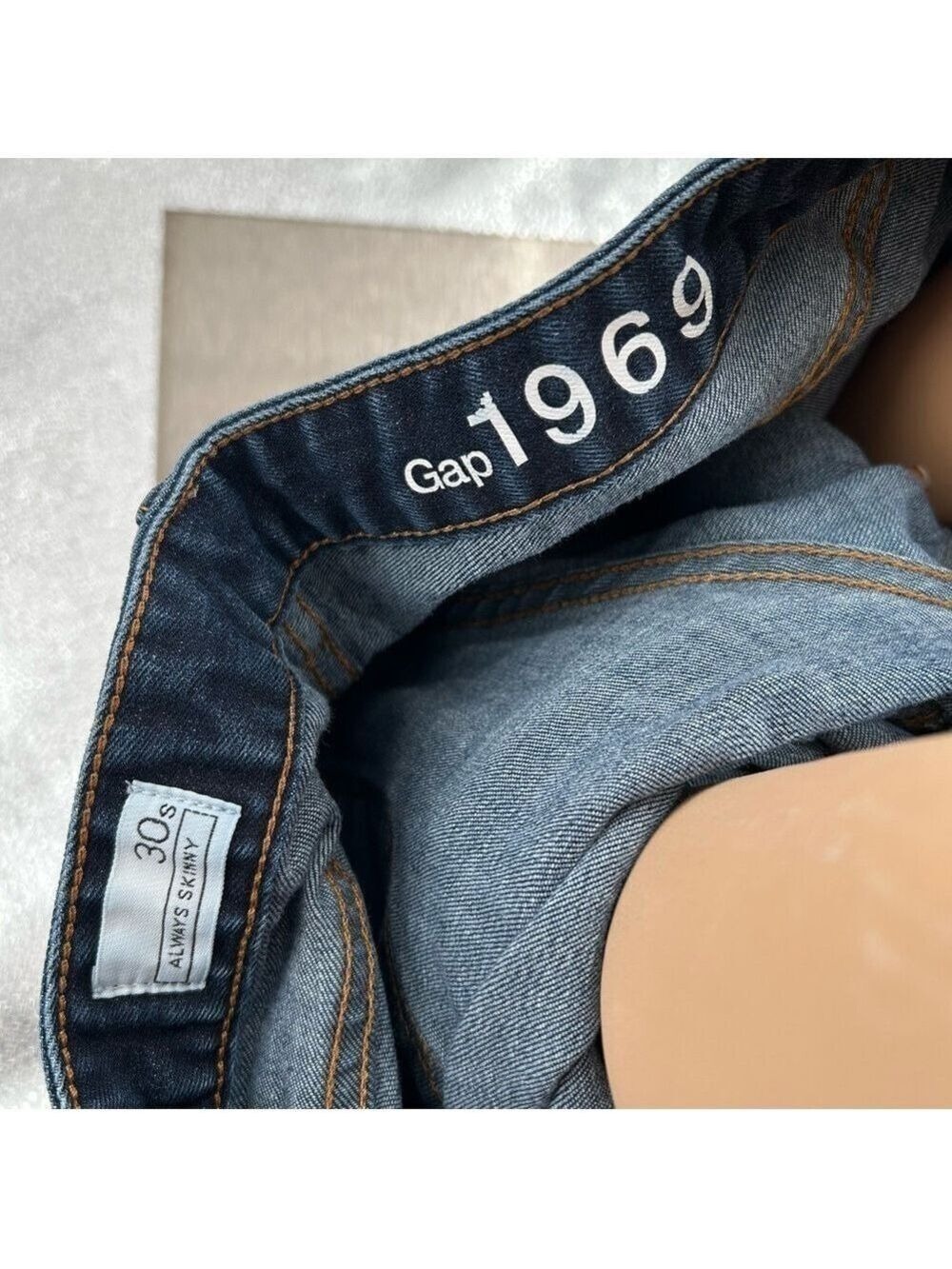 Gap 1969 Dark Wash Skinny Jeans Size 30 Short - Picture 10 of 10